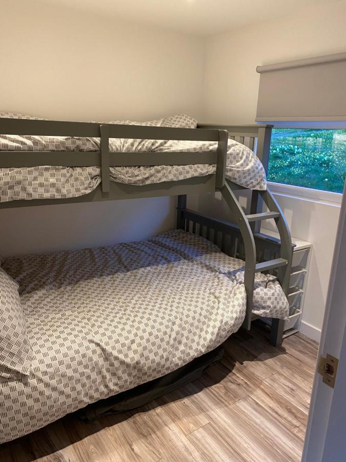 Snowdon Lodge - Glan Gwna Holiday Park Caernarfon - Luxury Family Lodge エクステリア 写真