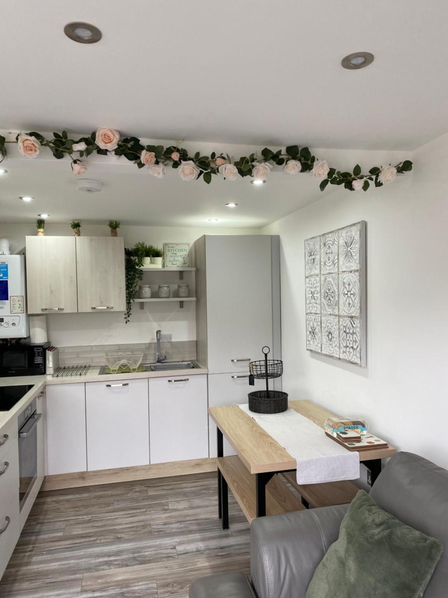 Snowdon Lodge - Glan Gwna Holiday Park Caernarfon - Luxury Family Lodge エクステリア 写真